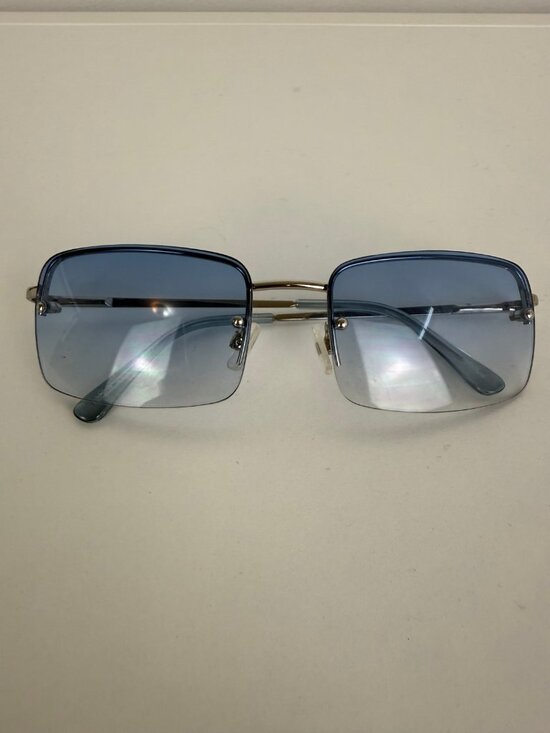 Rimless Womens Retro Rectangle UV400 Y2K 90s Ombre Baby Blue Sunglasses